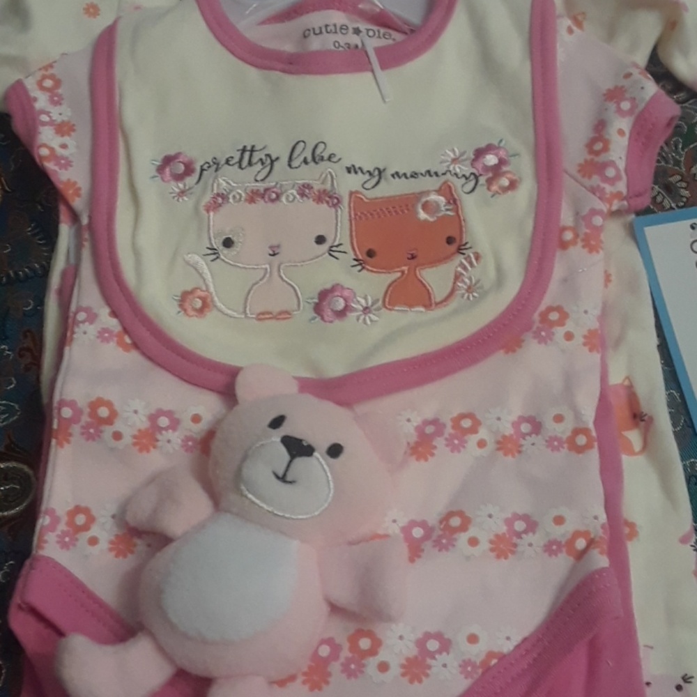 BABY CLOTHES - Picture 7 of 8